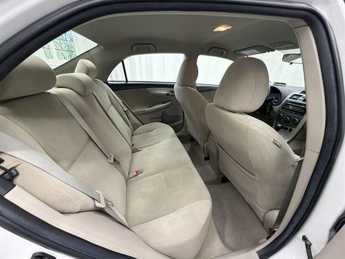 Used 2012 Toyota Corolla LE FWD image 14