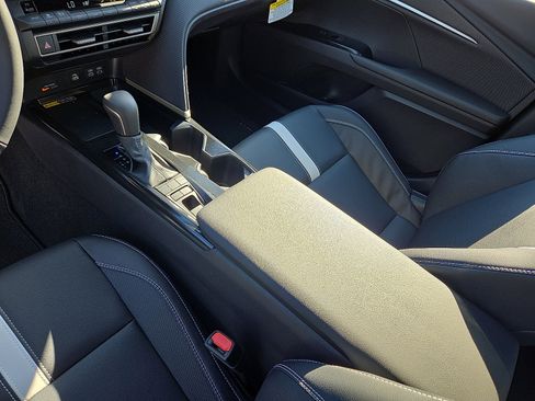 New 2026 Toyota Camry SE image 15