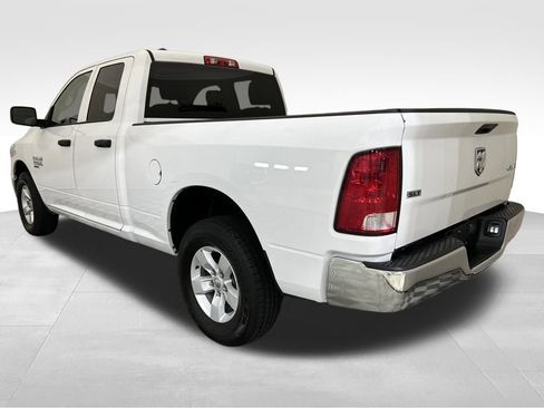 Used 2024 RAM 1500 Classic SLT image 3