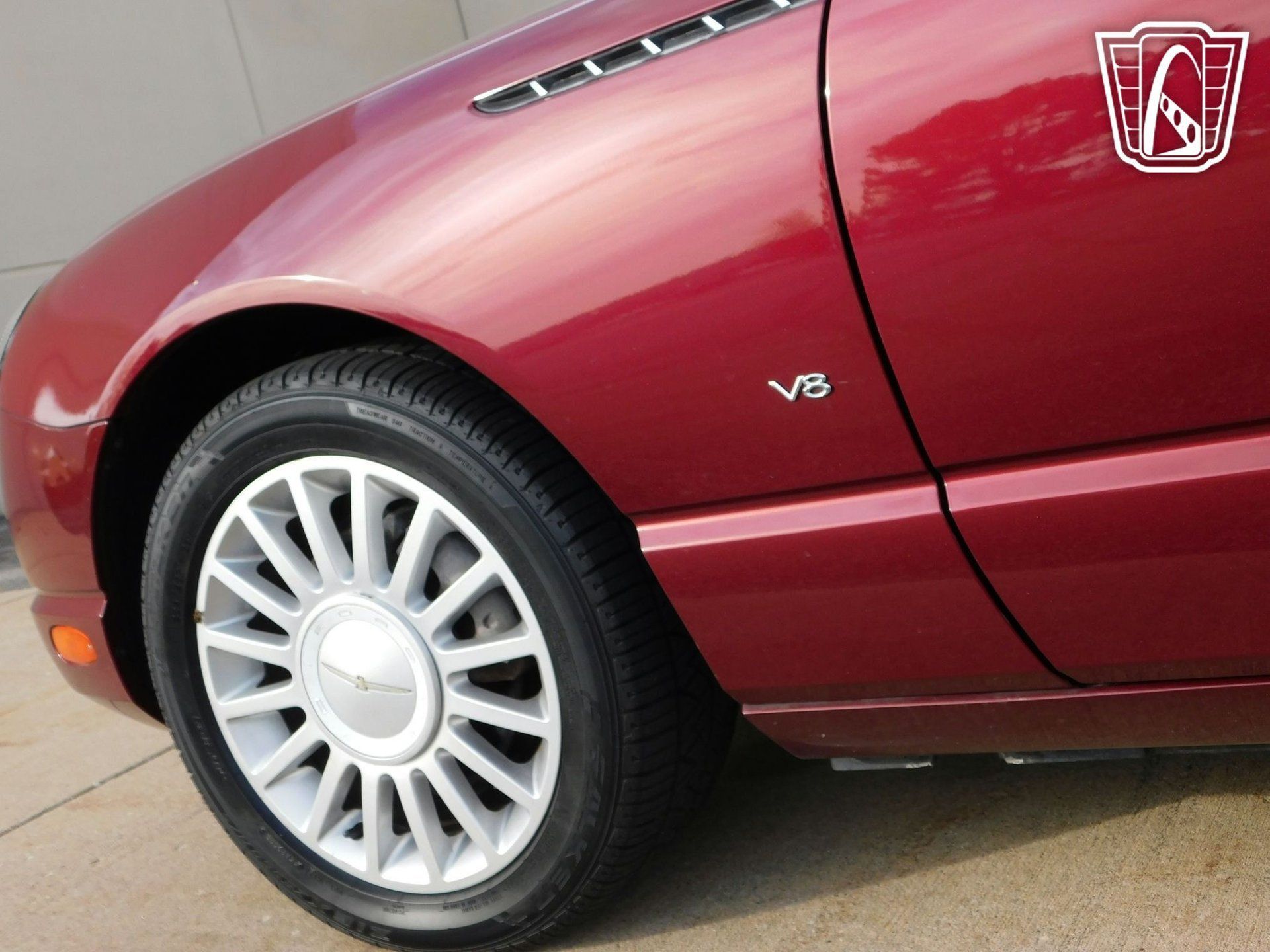 Used 2004 Ford Thunderbird RWD image 33