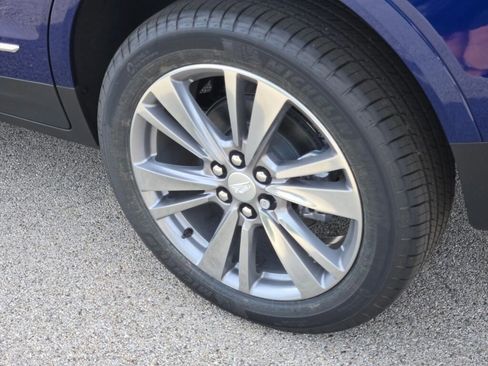 New 2025 Cadillac XT5 Premium Luxury w/ LPO, Floor Liner Package image 15