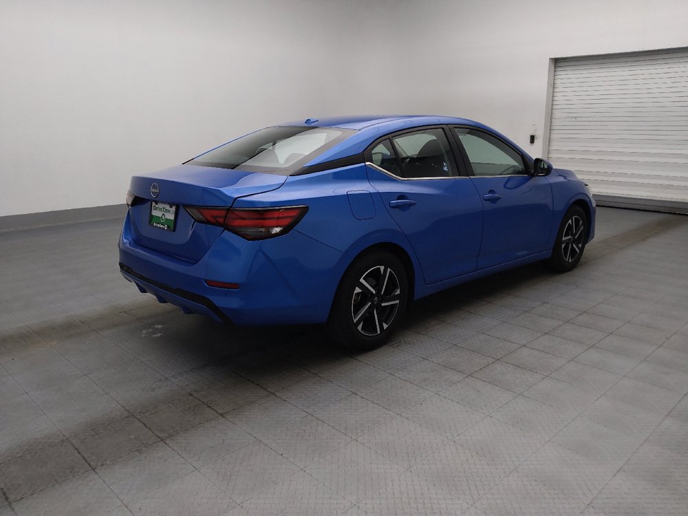 Used 2025 Nissan Sentra SV FWD image 10