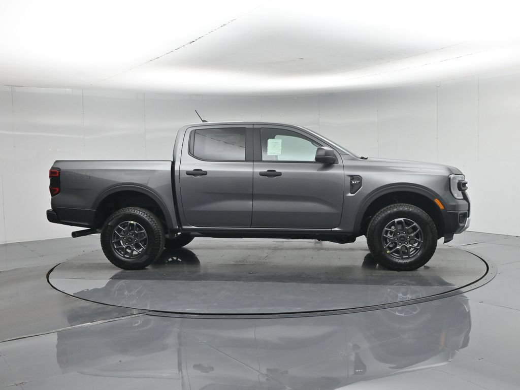 New 2026 Ford Ranger XLT w/ Black Appearance Package AWD/4WD image 23