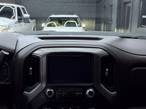 Used 2020 GMC Sierra 3500 Denali w/ Denali Ultimate Package image 24