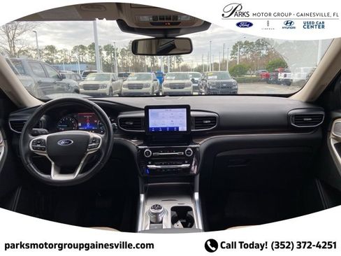 Certified 2021 Ford Explorer Limited w/ Equipment Group 301A image 14