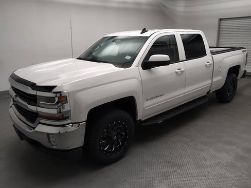 Used 2017 Chevrolet Silverado 1500 LT w/ All Star Edition AWD/4WD image 2