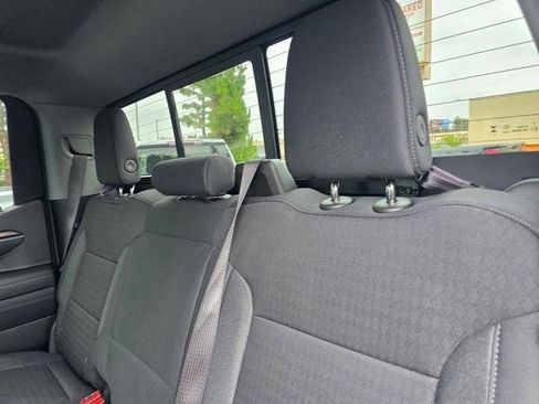 Used 2024 Chevrolet Silverado 1500 LT Trail Boss w/ Convenience Package II AWD/4WD image 15