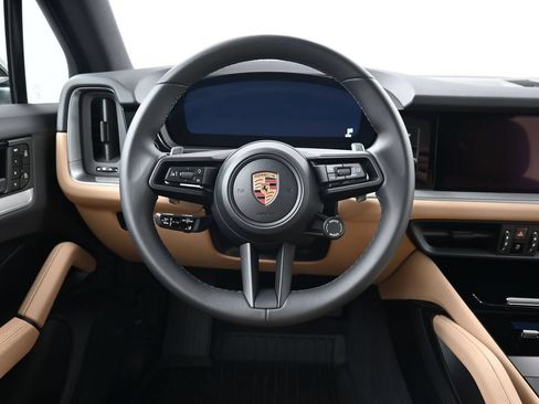 Used 2026 Porsche Cayenne AWD/4WD image 12