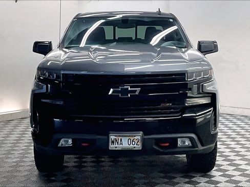 Used 2022 Chevrolet Silverado 1500 LT Trail Boss w/ Convenience Package II AWD/4WD image 2
