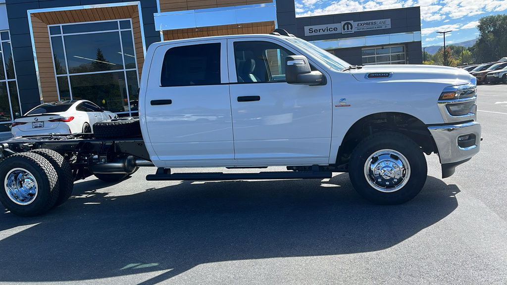 New 2027 RAM 3500 Tradesman w/ Chrome Appearance Group A AWD/4WD image 2