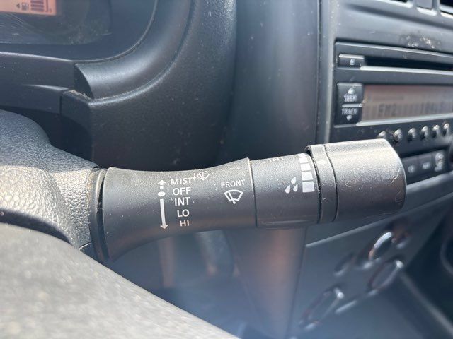 Used 2017 Nissan Versa S Plus FWD image 31