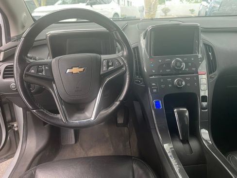 Used 2012 Chevrolet Volt Premium w/ Premium Trim Package FWD image 8