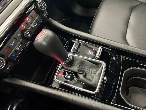 Used 2024 Jeep Compass Limited w/ Sun and Sound Group image 43