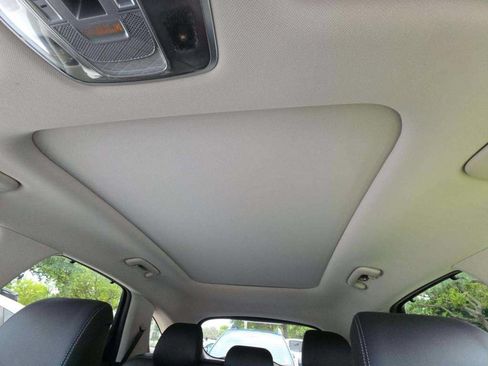 Used 2023 Genesis GV70 2.5T w/ Advanced Package AWD/4WD image 10