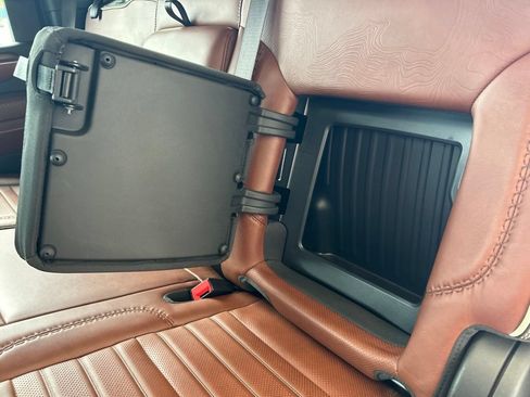 Used 2024 GMC Sierra 2500 Denali Ultimate w/ Max Trailering Package AWD/4WD image 11