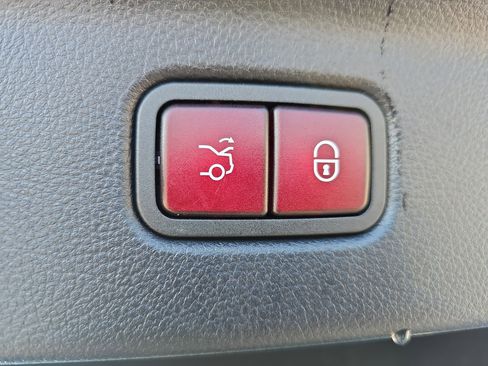 Certified 2023 Mercedes-Benz S 500 4MATIC image 14