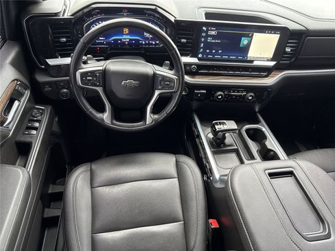 Used 2022 Chevrolet Silverado 1500 RST w/ Redline Edition AWD/4WD image 14
