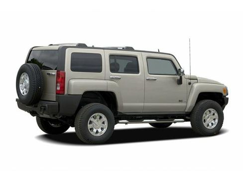 Used 2007 HUMMER H3 AWD/4WD image 2
