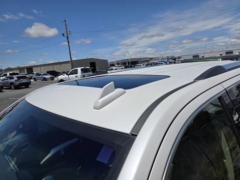 Used 2019 GMC Yukon Denali w/ Denali Ultimate Package AWD/4WD image 5
