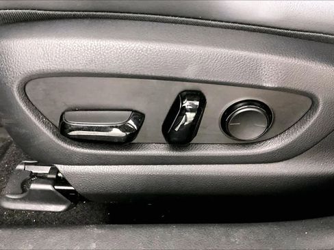 Used 2024 Lexus UX 250h FWD w/ Premium Package image 32