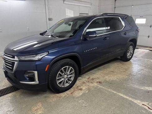 Used 2023 Chevrolet Traverse LT AWD/4WD image 5