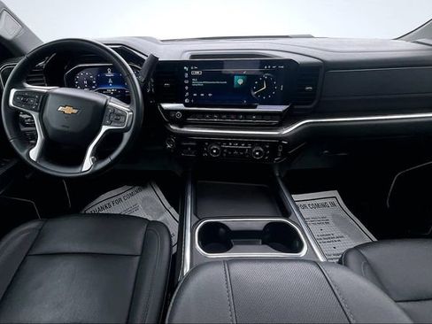 Used 2024 Chevrolet Silverado 2500 LTZ w/ LTZ Premium Package image 8