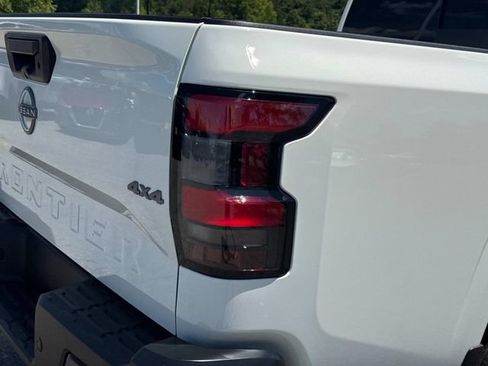 New 2026 Nissan Frontier S AWD/4WD image 12