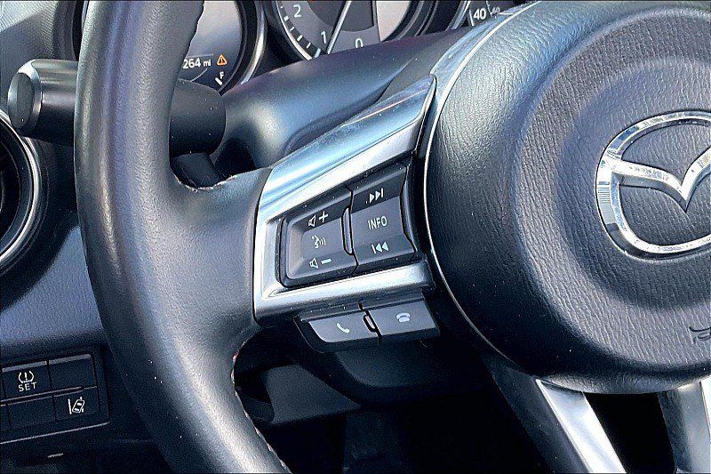 Used 2017 MAZDA MX-5 Miata RF Grand Touring RWD image 15