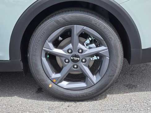 New 2026 Kia K4 LXS FWD image 17
