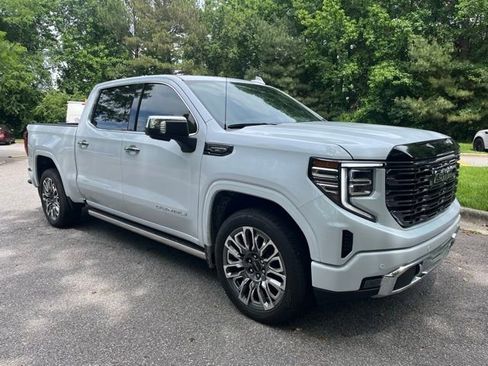 Used 2026 GMC Sierra 1500 Denali Ultimate AWD/4WD image 2