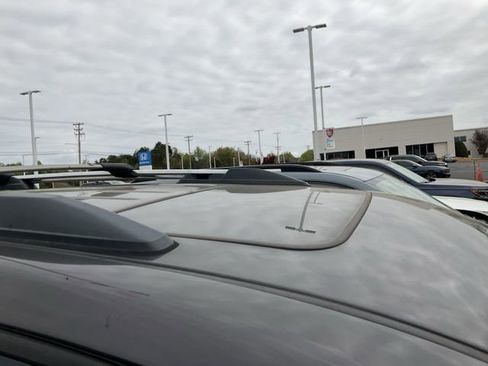 Used 2016 GMC Acadia Denali FWD image 4