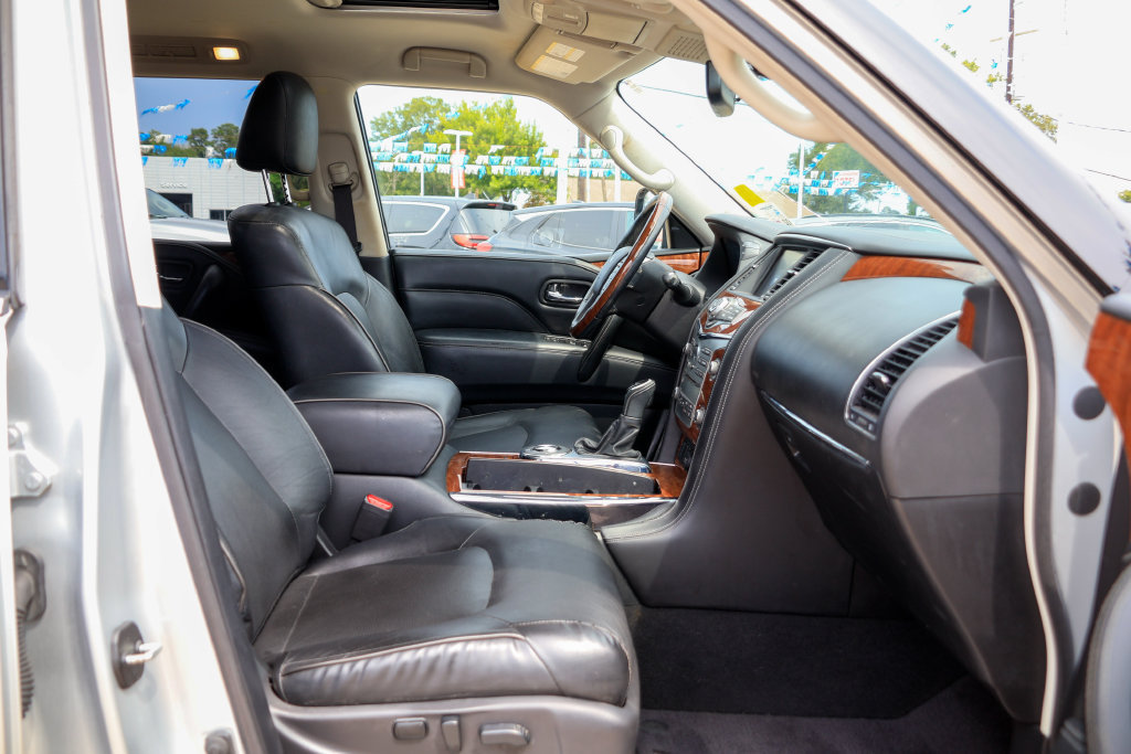 Used 2019 INFINITI QX80 Luxe w/ Proassist Package RWD image 8