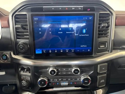 Certified 2022 Ford F150 Lariat w/ Equipment Group 502A High AWD/4WD image 15