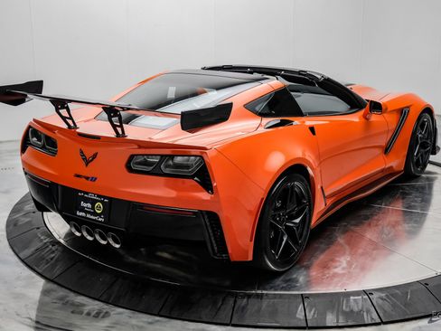 Used 2019 Chevrolet Corvette ZR1 RWD image 22