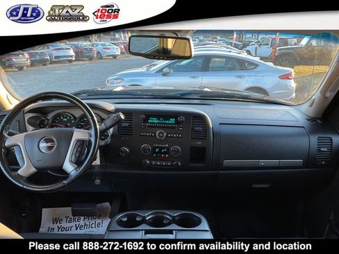 Used 2011 GMC Sierra 2500 SLE w/ SLE Preferred Package image 13