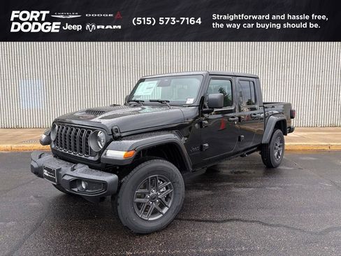 New 2026 Jeep Gladiator Sport AWD/4WD image 1