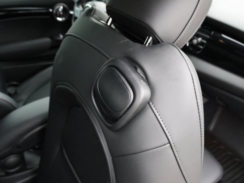 Used 2022 MINI Cooper S image 10