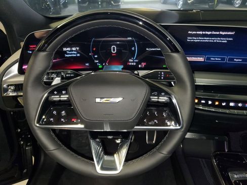 New 2026 Cadillac Lyriq V w/ Exterior Carbon Fiber Package image 18