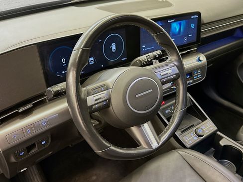 Used 2024 Hyundai Kona Limited AWD/4WD image 18