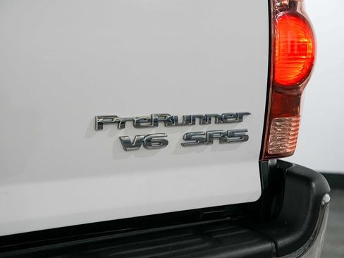Used 2006 Toyota Tacoma PreRunner RWD image 12