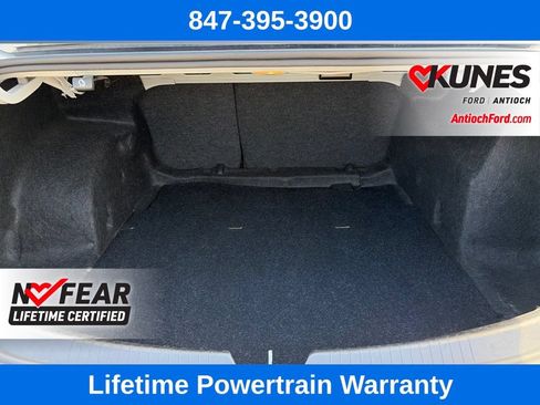 Used 2022 Chevrolet Malibu LT FWD image 33