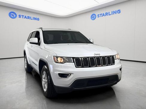 Used 2017 Jeep Grand Cherokee Laredo w/ Quick Order Package 2BE RWD image 15