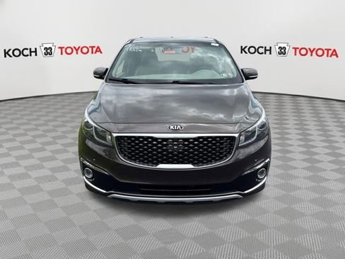 Used 2017 Kia Sedona SX Limited FWD image 2