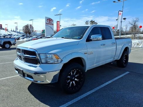 Used 2016 RAM 1500 Classic SLT image 2
