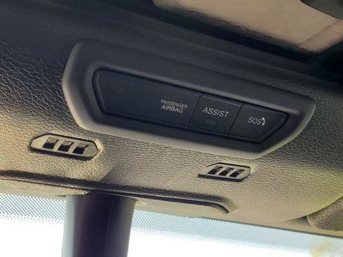 Used 2022 Jeep Wrangler Unlimited Sahara w/ Cold Weather Group image 19