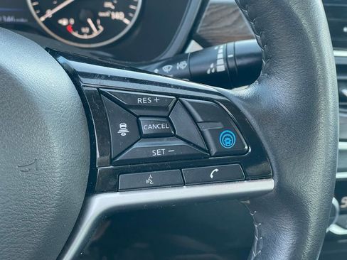 Certified 2025 Nissan Altima 2.5 SL AWD/4WD image 17
