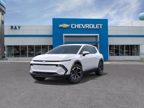 New 2026 Chevrolet Equinox EV LT FWD image 41