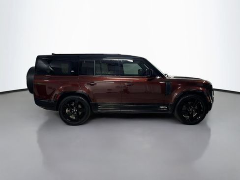 Used 2023 Land Rover Defender 130 X-Dynamic SE AWD/4WD image 8