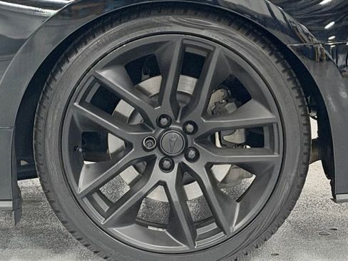 Used 2015 Ford Mustang GT Premium w/ Equipment Group 401A RWD image 8