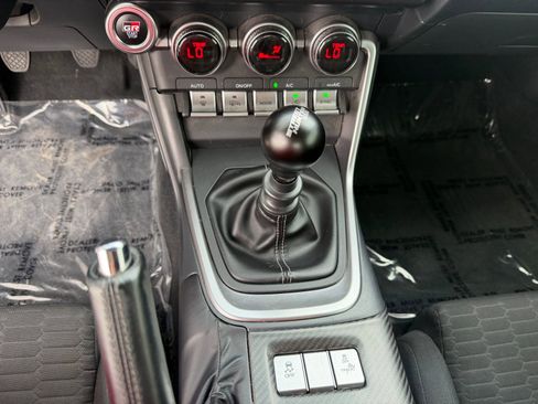 Used 2023 Toyota GR86 image 16